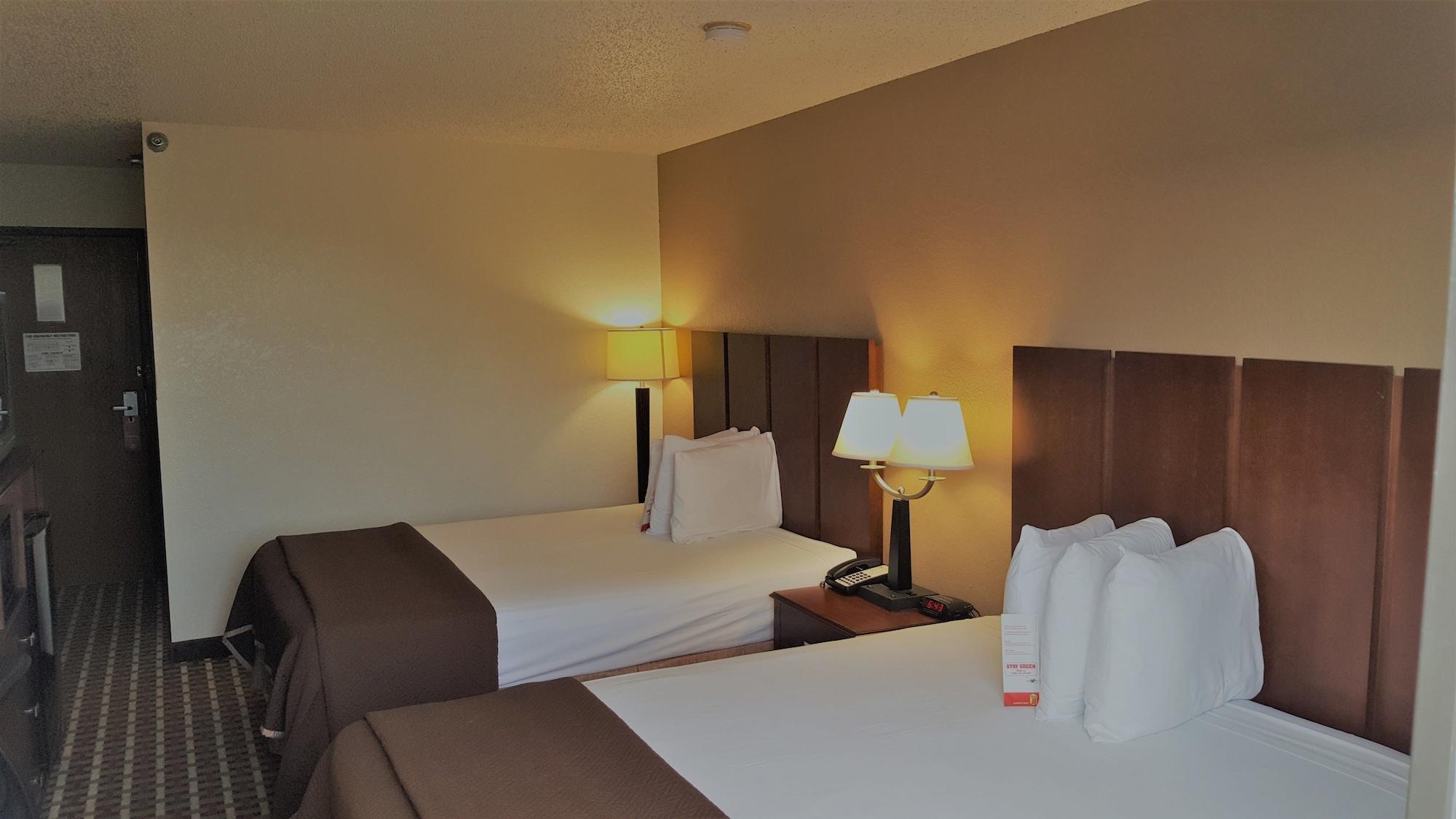 Super 8 By Wyndham Harlingen Tx Hotel Exterior photo