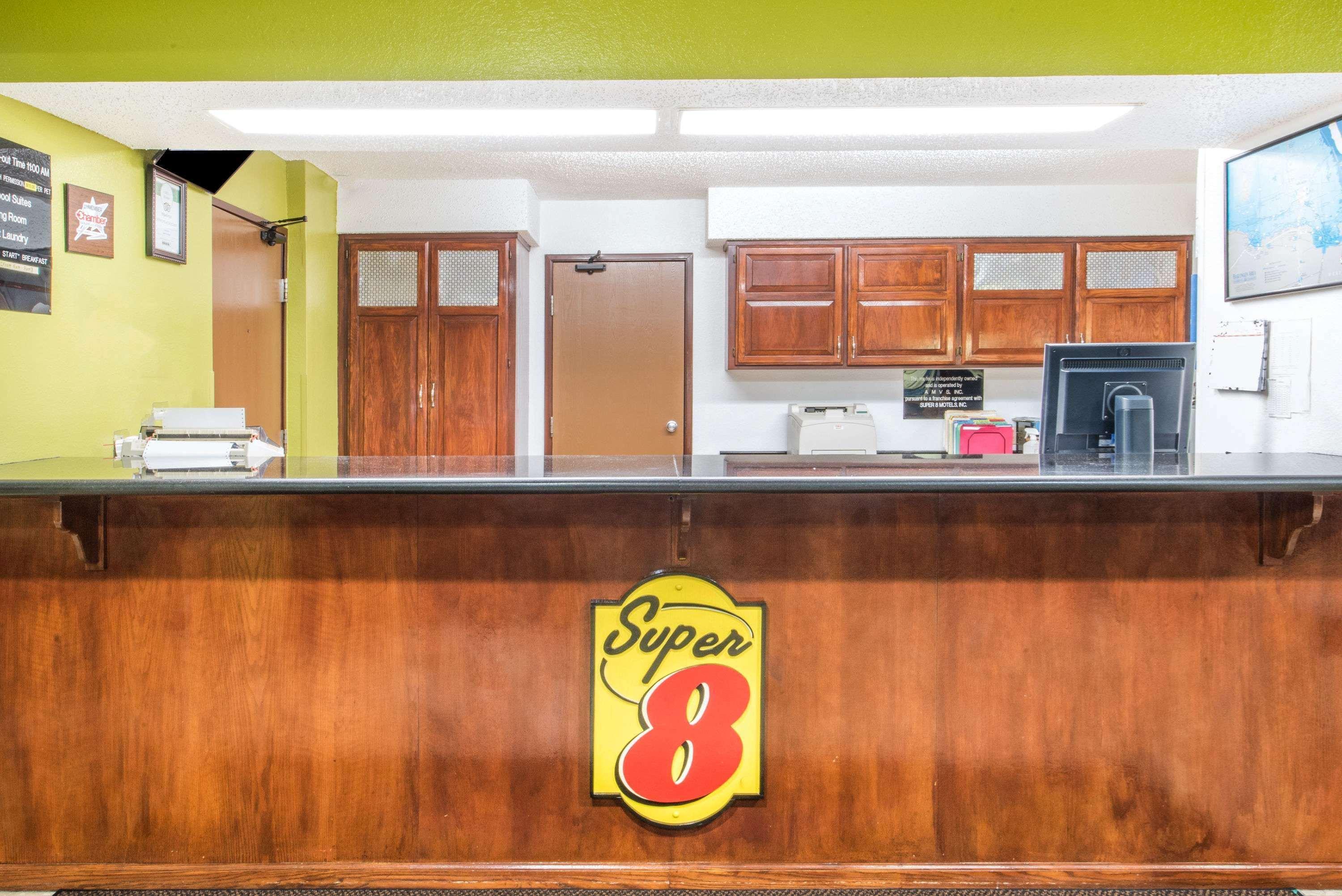 Super 8 By Wyndham Harlingen Tx Hotel Exterior photo